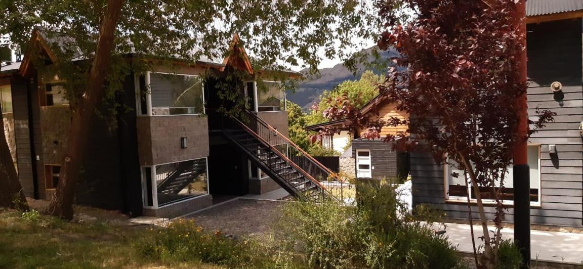 Home Lofts Esquel Exteriér fotografie